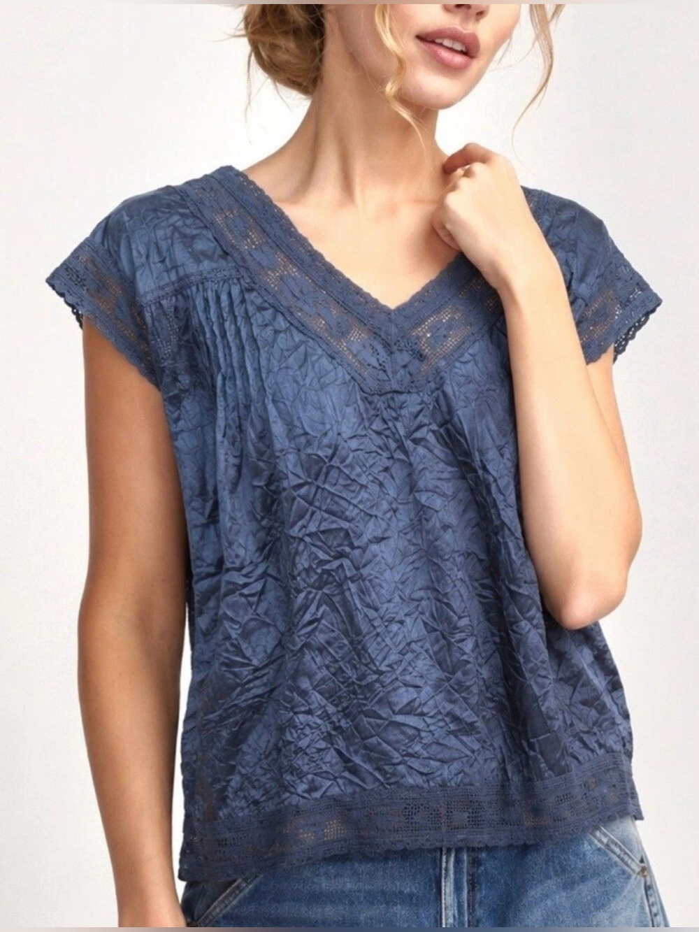 Lucky Brand Women's Lace Trim Crinkle Short Sleeve Blouse Dark Blue S NWT